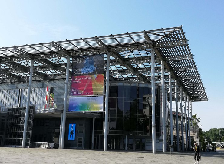 Das Kunstmuseum in Wolfsburg von außen