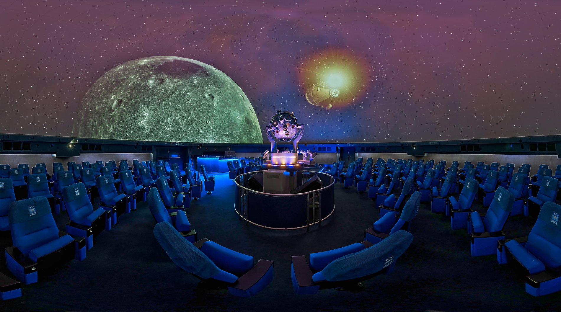 Kuppelsaal im Planetarium